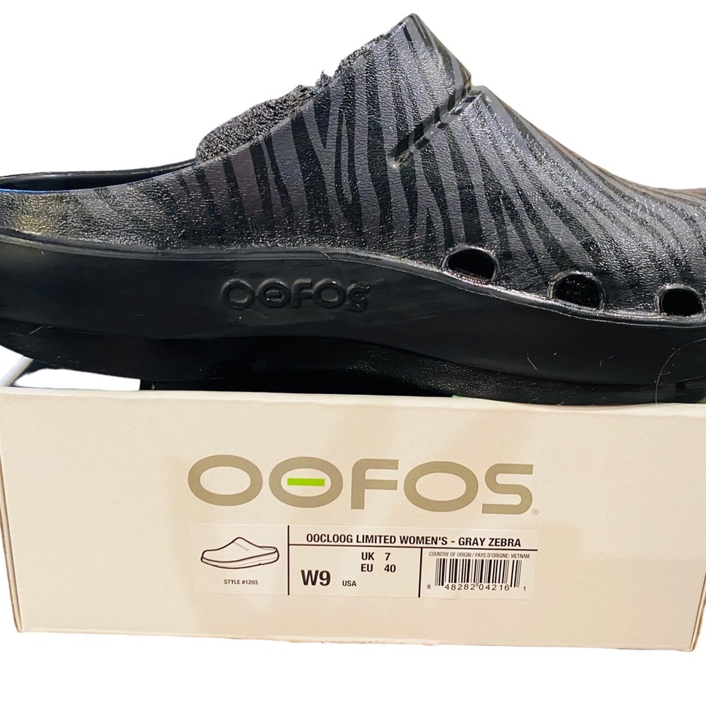 Oocloog Limited - Gray Zebra - W9/40 - Oofos